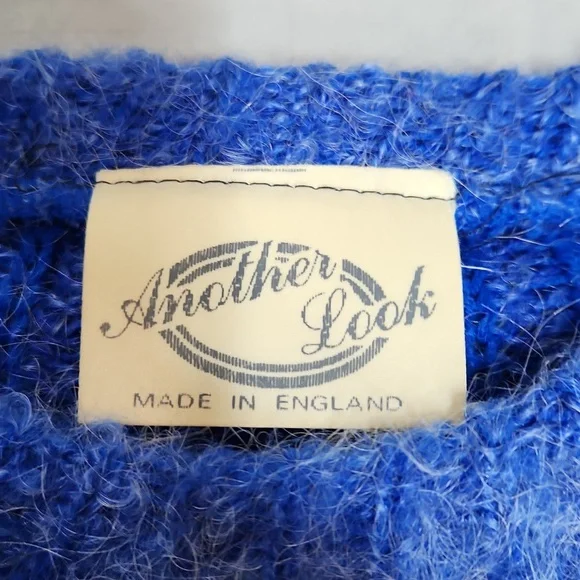 Another Look Sweater - Picture 5 of 10